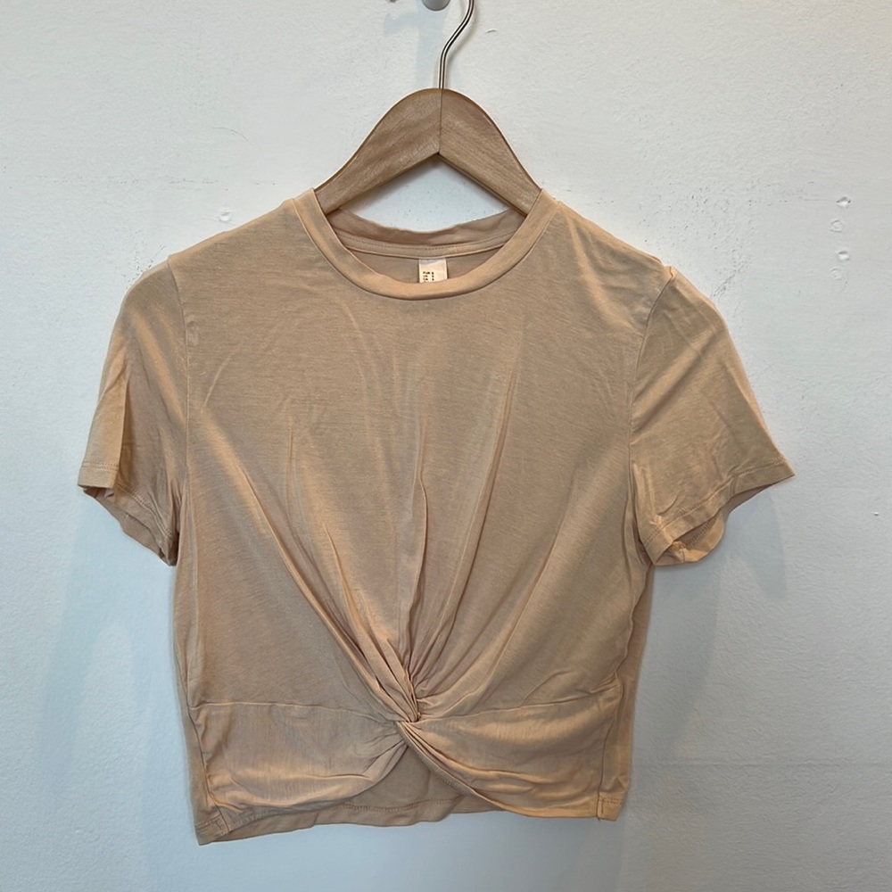 Amazon Basics crop top Nude
